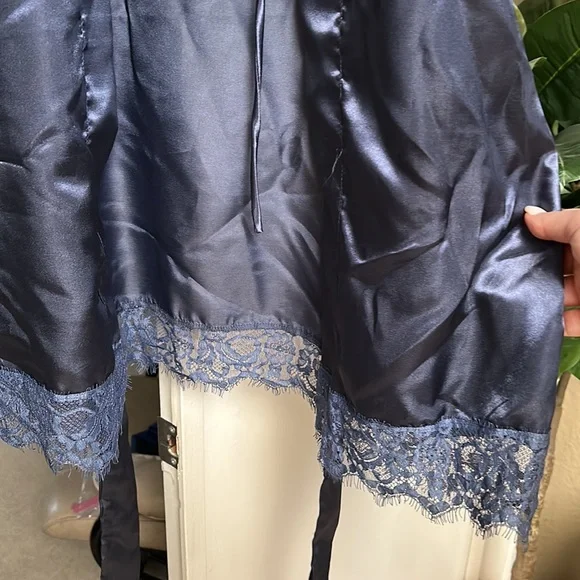 Navy silk robe - Picture 4 of 6